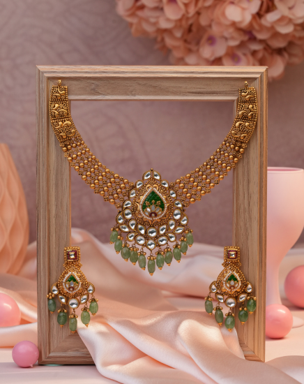Gold Kundan Set