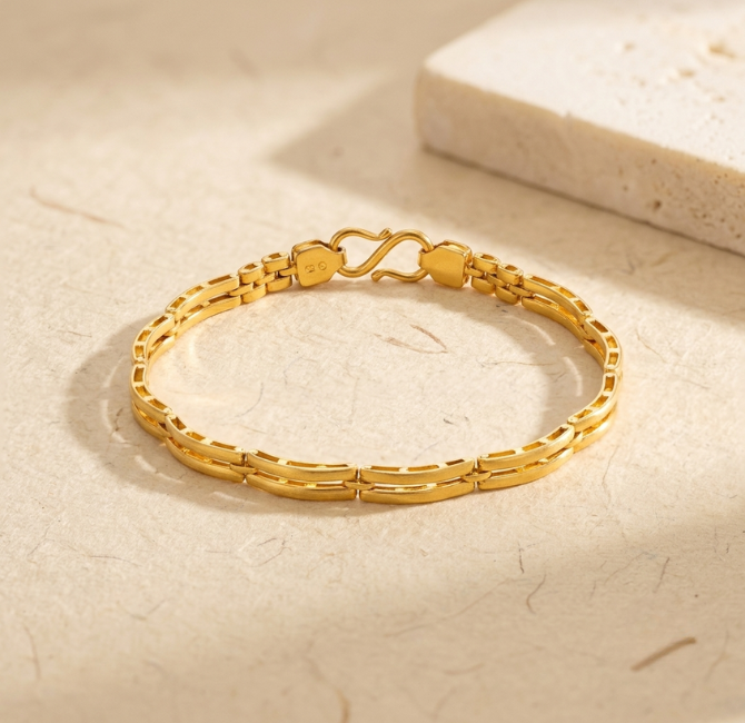 Textured gold bracelet for men