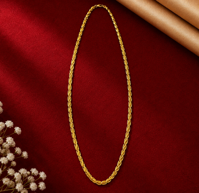 22KT men's rope-twist jewellery piece with diagonal ridge pattern
