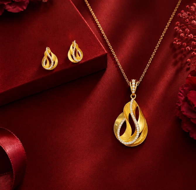 Flame-swirl gold necklace design